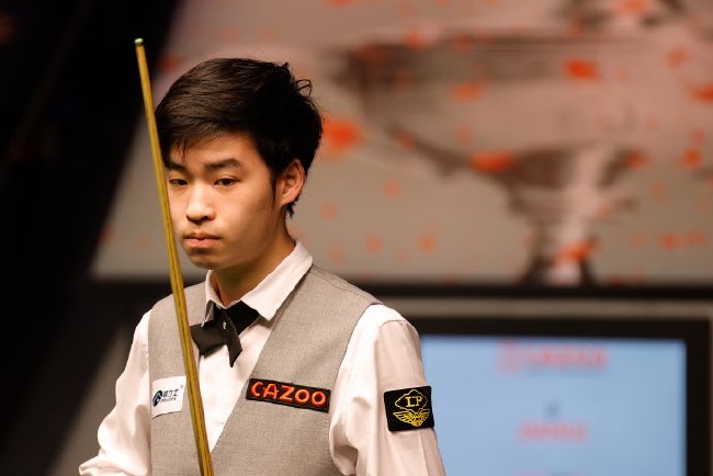 面反映了两 面反映了两