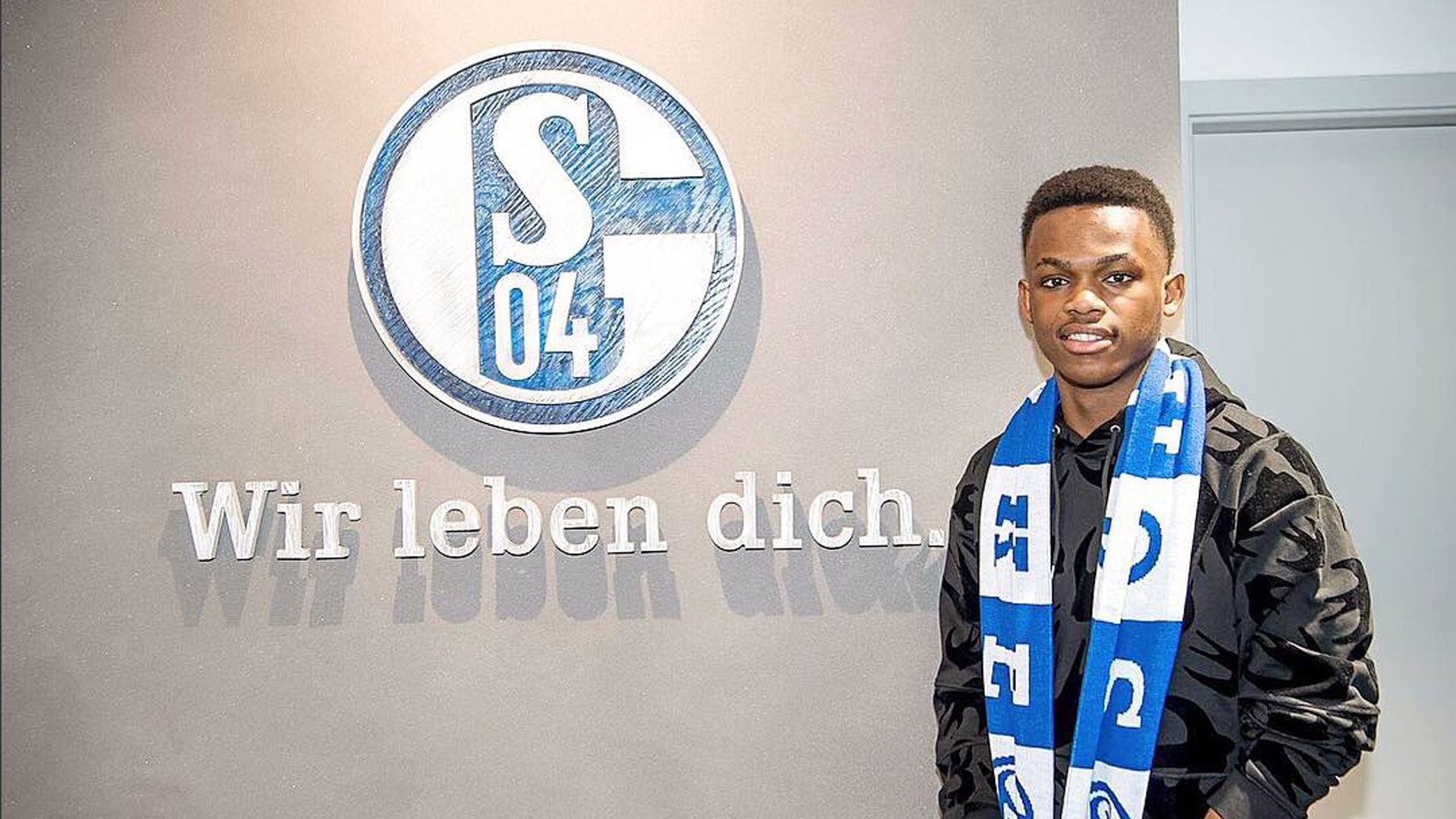 否拥抱世界 否拥抱世界