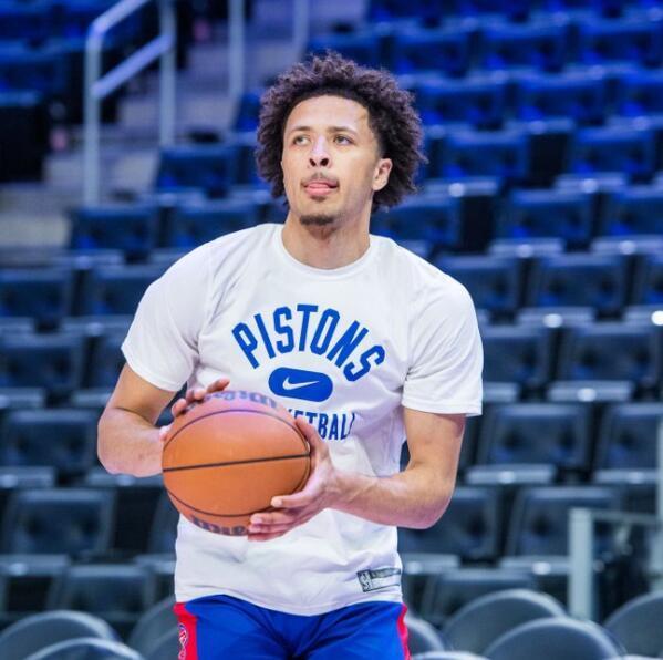 天空体育报 天空体育报